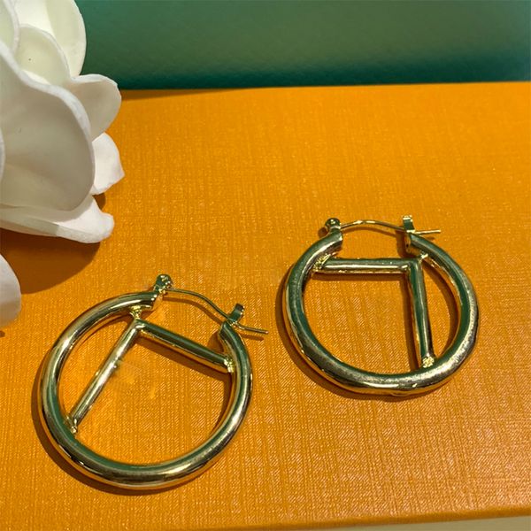 golden stud earring designer for women men luxury jewlery gold hoop stud earring retro ring pendant f earrings engagement
golden stud earring designer for women men luxury jewlery gold hoop stud earring retro ring pendant f earrings engagement