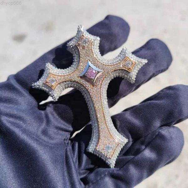 big cross pendant moissanite hip hop iced out 925 silver two tone vvs moissanite cross pendant designer jewelry
big cross pendant moissanite hip hop iced out 925 silver two tone vvs moissanite cross pendant designer jewelry