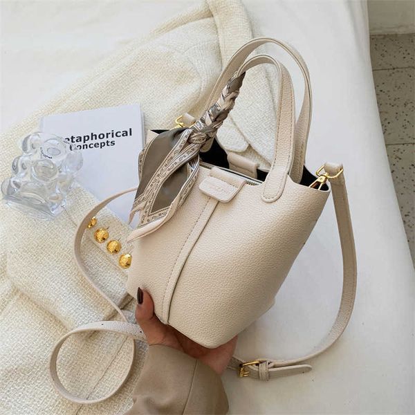 luxury picotin lock bag and simple fashionable bag for women's 2023 spring summer new trendy korean version crossbody foreign style one
luxury picotin lock bag and simple fashionable bag for women's 2023 spring summer new trendy korean version crossbody foreign style one