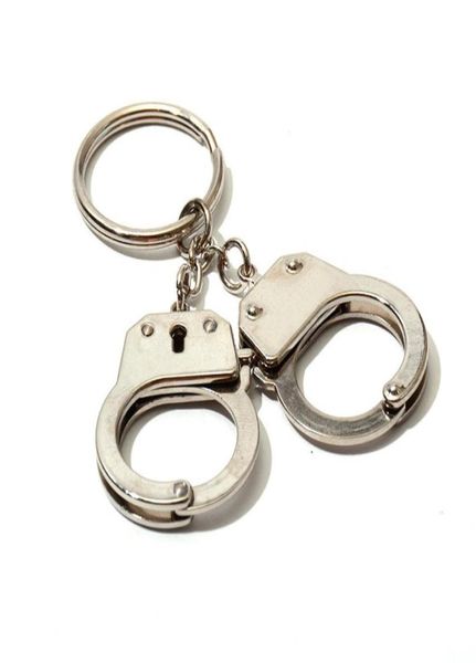 17 handcuffs keychain fashion keychains collectable metal material accessories chain pendant9065324
17 handcuffs keychain fashion keychains collectable metal material accessories chain pendant9065324