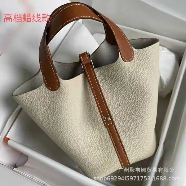 original luxury picotin lock bag high-grade hand-stitched vegetable basket bag leather tc litchi grain women's new handmade wax thread
original luxury picotin lock bag high-grade hand-stitched vegetable basket bag leather tc litchi grain women's new handmade wax thread