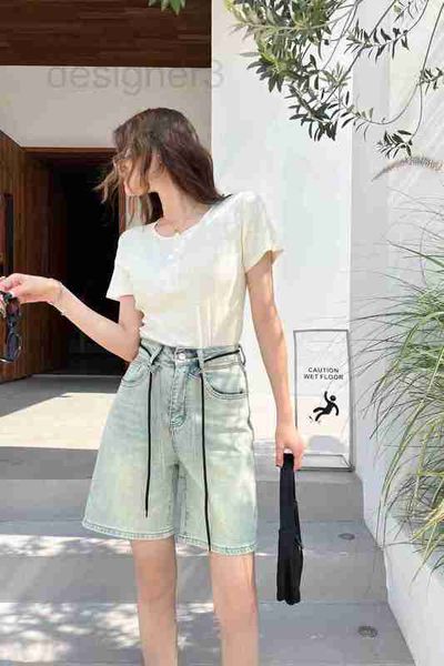 women's jeans designer triangle washed high waisted denim shorts for women with metal chain decoration, versatile casual five piece pan, Blue
women's jeans designer triangle washed high waisted denim shorts for women with metal chain decoration, versatile casual five piece pan, Blue