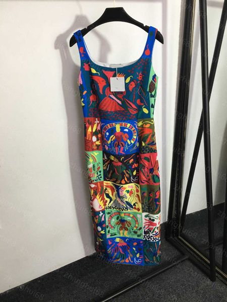 23ss women dresses summer dress womens designer clothing european and american vintage print halter dress womens clothing, Black;gray
23ss women dresses summer dress womens designer clothing european and american vintage print halter dress womens clothing, Black;gray