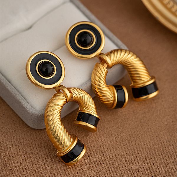 stud european trend metal drop glaze retro style women's earrings push back fashion luxury high jewelry girl stud gift 230718, Golden;silver
stud european trend metal drop glaze retro style women's earrings push back fashion luxury high jewelry girl stud gift 230718, Golden;silver