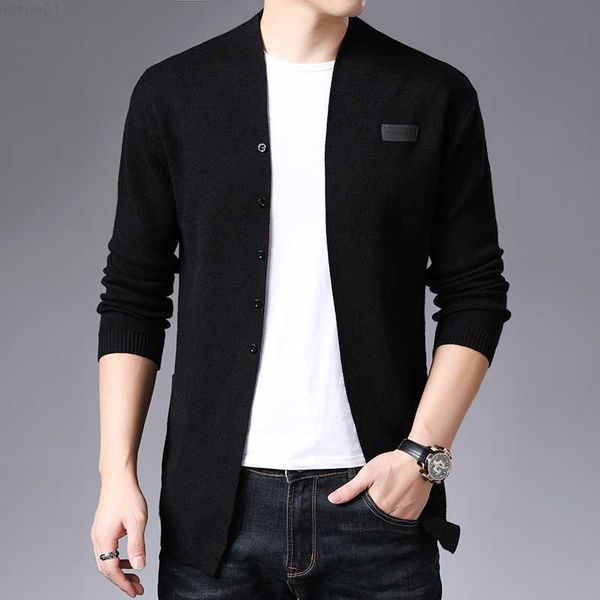 men's sweaters new autumn men's sweater cardigan brand fashion slim fit solid knitted cardigan men casual knit sweater coats mens, White;black
men's sweaters new autumn men's sweater cardigan brand fashion slim fit solid knitted cardigan men casual knit sweater coats mens, White;black