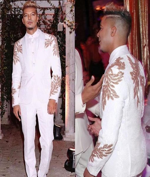 luxury design groom tuxedos shawl lapel groomsmen mens suits gold applique man jacket blazer suitjacketpants6906629, Black;gray
luxury design groom tuxedos shawl lapel groomsmen mens suits gold applique man jacket blazer suitjacketpants6906629, Black;gray