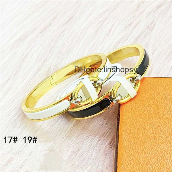 aher mas designer luxury brand enamel bracelet h pig nose bangles enamel letter buckle accessories party wedding valentine's day gift 1, Black
aher mas designer luxury brand enamel bracelet h pig nose bangles enamel letter buckle accessories party wedding valentine's day gift 1, Black