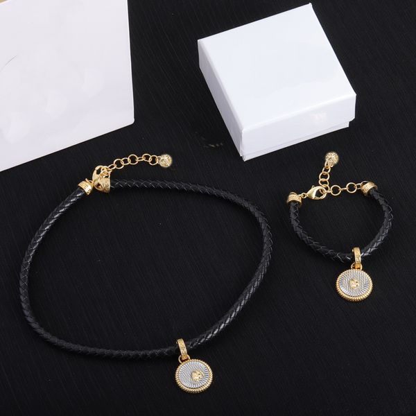 new summer simple black pu rope chain necklace bracelet beauty head pendant versatile exquisite jewelry set jewelry gifts hms32 --03
new summer simple black pu rope chain necklace bracelet beauty head pendant versatile exquisite jewelry set jewelry gifts hms32 --03