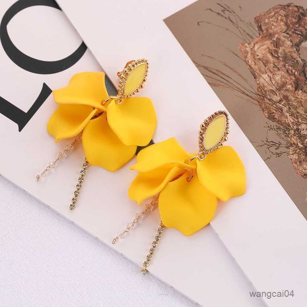charm luxury vintage fairy flower clip earrings for women girls non-piercing ear clips minimalist earring jewelry r230719, Golden
charm luxury vintage fairy flower clip earrings for women girls non-piercing ear clips minimalist earring jewelry r230719, Golden