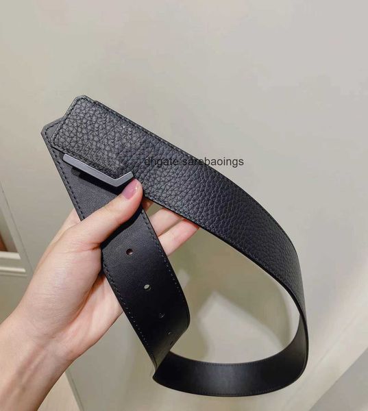 luxury design belt luxurys belt men's and women's designer leather classic brushed gold silver buckle black gray men's belts
luxury design belt luxurys belt men's and women's designer leather classic brushed gold silver buckle black gray men's belts