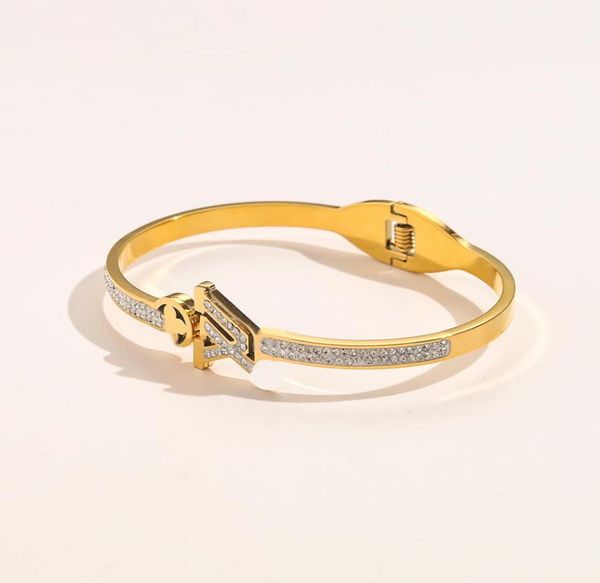 designer branded bracelets women bangle luxury designer letter bracelet crystal 18k gold plated stainless steel wedding lovers gif9918150, Black
designer branded bracelets women bangle luxury designer letter bracelet crystal 18k gold plated stainless steel wedding lovers gif9918150, Black