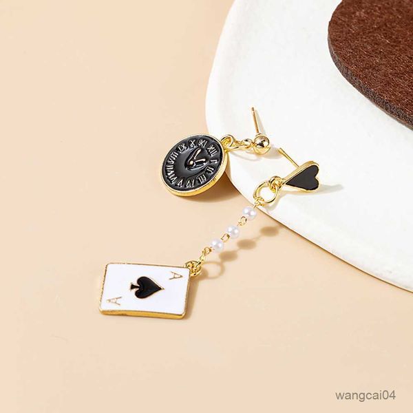 charm asymmetric clock dangle earrings creative red long playing cards dangle earrings for women girls birthday jewelry gifts r230719, Golden
charm asymmetric clock dangle earrings creative red long playing cards dangle earrings for women girls birthday jewelry gifts r230719, Golden