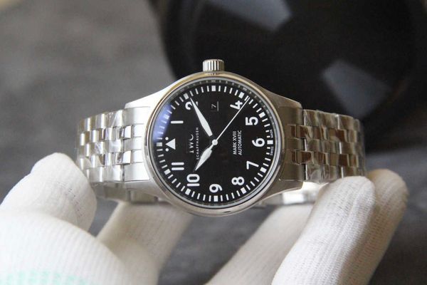 luxury iwc pilot watch vgu7 mechanical automatic wristwatch black dial date uhr leather strap with box montre luxe, Slivery;golden
luxury iwc pilot watch vgu7 mechanical automatic wristwatch black dial date uhr leather strap with box montre luxe, Slivery;golden
