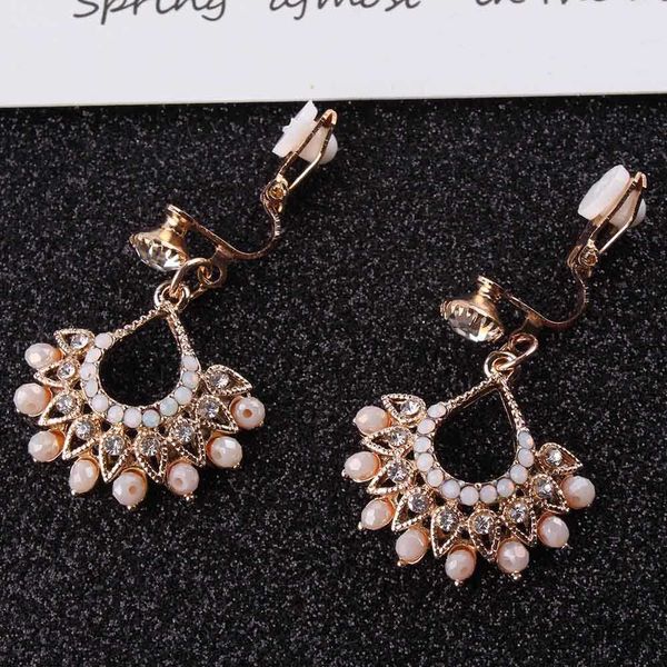 charm new design vintage fashion geometric zirconia clip on earrings without for women wedding party trendy jewelry r230719, Golden
charm new design vintage fashion geometric zirconia clip on earrings without for women wedding party trendy jewelry r230719, Golden