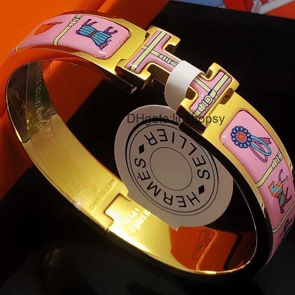 aher mas designer luxury brand enamel bracelet factory wholesale h bracelet enamel couple with colorless original creative gift for girls, Black
aher mas designer luxury brand enamel bracelet factory wholesale h bracelet enamel couple with colorless original creative gift for girls, Black