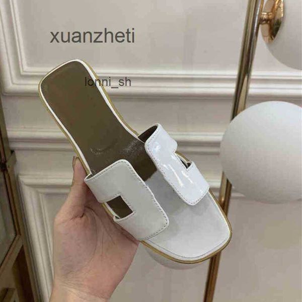 fashion beacflat women h shoes sandals slipper oran slippers classic slipper 2023 woman summer slides lady cartoon big head leather l bathl
fashion beacflat women h shoes sandals slipper oran slippers classic slipper 2023 woman summer slides lady cartoon big head leather l bathl