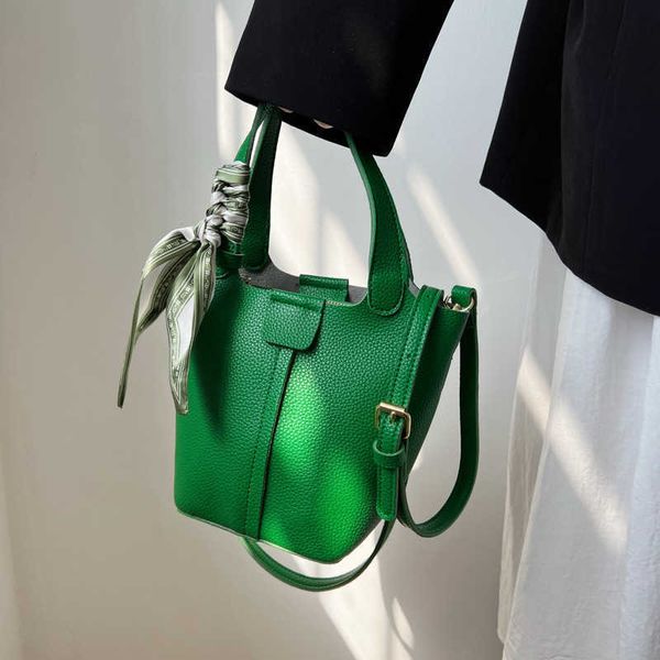 luxury picotin lock bag 596030 crossbody for women 2023 new fashion texture women's one shoulder portable bucket eq80
luxury picotin lock bag 596030 crossbody for women 2023 new fashion texture women's one shoulder portable bucket eq80