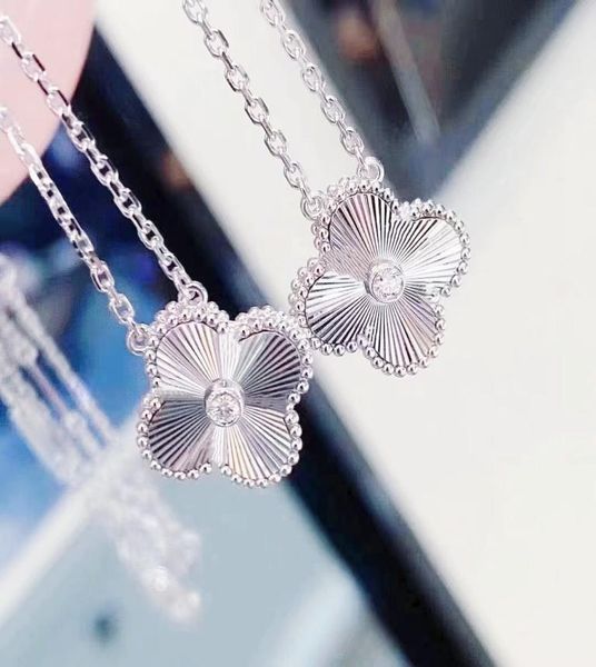 fashion designer women039s necklace luxury pearl shell pendant 18k gold 4leaf grass girl valentine039s day love gift 316l st3929898, Silver
fashion designer women039s necklace luxury pearl shell pendant 18k gold 4leaf grass girl valentine039s day love gift 316l st3929898, Silver