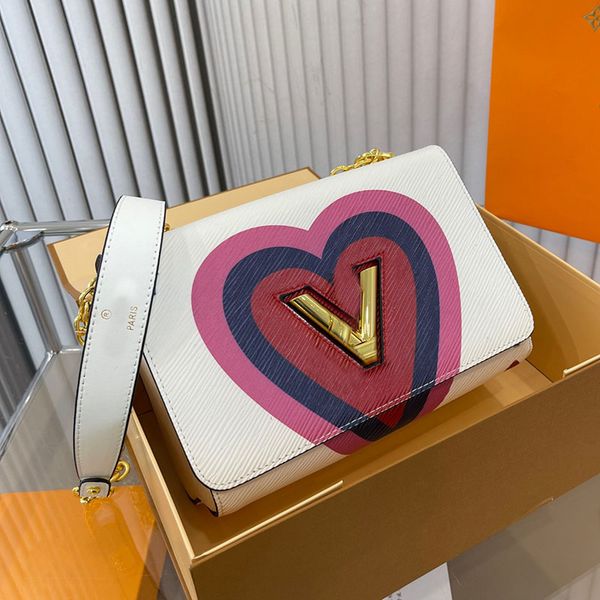 women designer medium two-tone twist flap bag printed heart spades pattern golden v lock chain crossbody shoulder handbag high-capacity outd
women designer medium two-tone twist flap bag printed heart spades pattern golden v lock chain crossbody shoulder handbag high-capacity outd