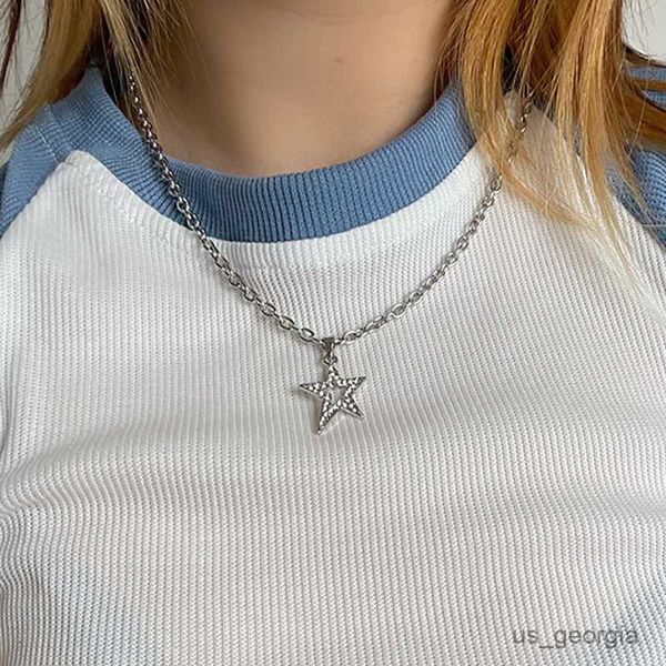 pendant necklaces fashion aesthetic crystal necklace choker unique pendant necklace for women egirl jewelry accessories r230719, Silver
pendant necklaces fashion aesthetic crystal necklace choker unique pendant necklace for women egirl jewelry accessories r230719, Silver