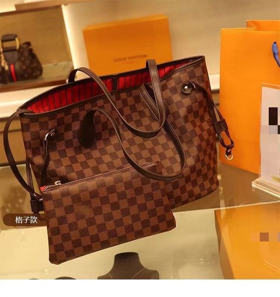 classic all-in-one large capacity tote mother and child bag advanced sense fashion shopping bag manufacturers direct sales
classic all-in-one large capacity tote mother and child bag advanced sense fashion shopping bag manufacturers direct sales