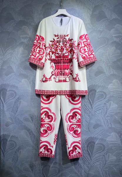 women's set 2023 autumn/winter fashion round neck beaded with pants set s-xl women's two piece pants single color four sizes, White
women's set 2023 autumn/winter fashion round neck beaded with pants set s-xl women's two piece pants single color four sizes, White