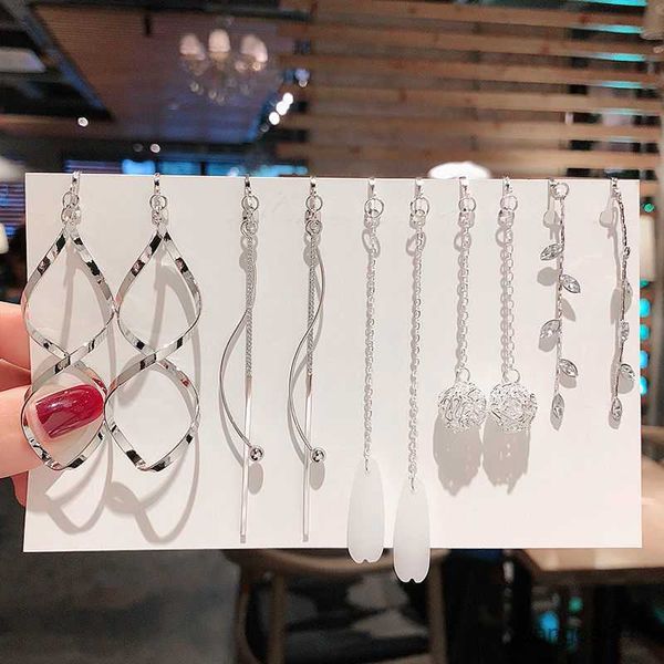 charm one set pairs style clip on earrings no pierced simple style geometric clip earrings r230719, Golden
charm one set pairs style clip on earrings no pierced simple style geometric clip earrings r230719, Golden