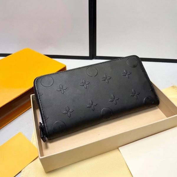 fashion luxurys designers wallets card holder card bag key bags the most european and american style man women wallet real leather clutch ba, Red;black
fashion luxurys designers wallets card holder card bag key bags the most european and american style man women wallet real leather clutch ba, Red;black