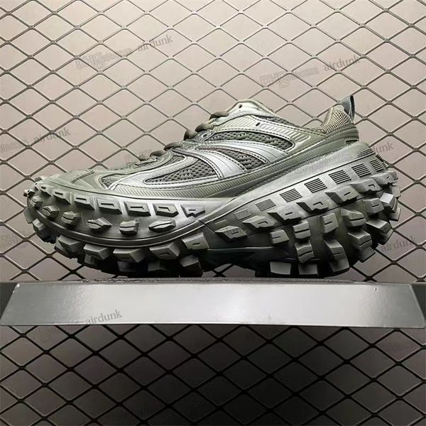 black sneakers summer new mesh breathable casual running shoes shock-absorbing running shoes men
black sneakers summer new mesh breathable casual running shoes shock-absorbing running shoes men