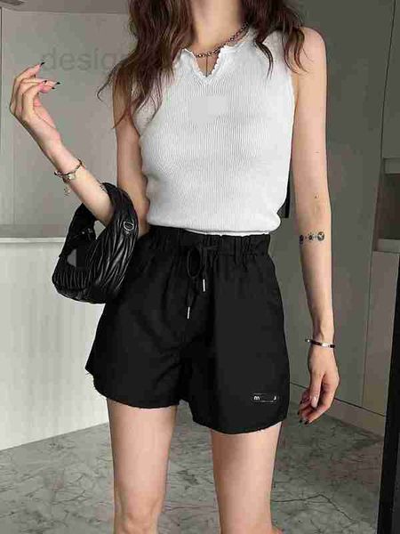 women's shorts designer letter embroidery elastic waist drawstring with ragged hem technology, versatile and stylish, show leg length d, White;black
women's shorts designer letter embroidery elastic waist drawstring with ragged hem technology, versatile and stylish, show leg length d, White;black