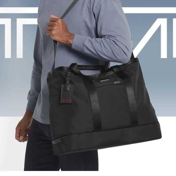 luxuries designer bag tumi tuming new men's portable voyageur bag ballistic nylon large designers handbag capacity fashion casual shoul
luxuries designer bag tumi tuming new men's portable voyageur bag ballistic nylon large designers handbag capacity fashion casual shoul