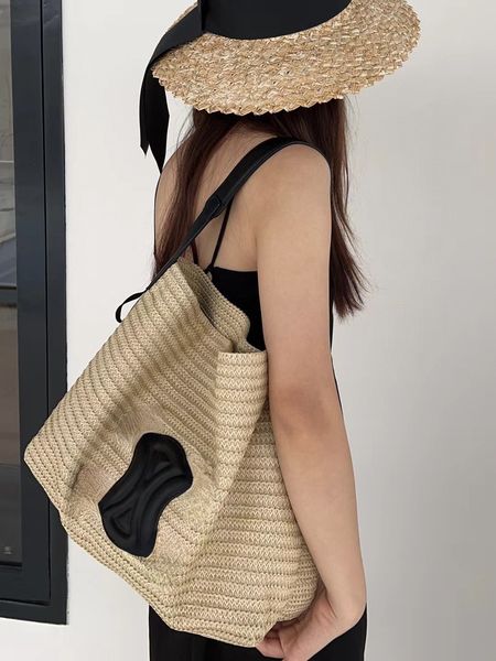french style retro straw woven vacation beach bag summer new artistic women's tote shopping bag portable shoulder bags
french style retro straw woven vacation beach bag summer new artistic women's tote shopping bag portable shoulder bags
