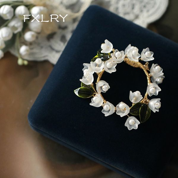 pins brooches fxlry original design handmade natural pearl lily of the valley brooch sweater pin for women jewelry 230718, Gray
pins brooches fxlry original design handmade natural pearl lily of the valley brooch sweater pin for women jewelry 230718, Gray