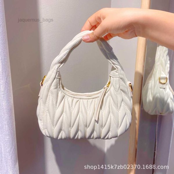miu 2023 new miao family women's bag miu family underarm bag handbag folded cloud bag korean dumplings cross body bag nbtg
miu 2023 new miao family women's bag miu family underarm bag handbag folded cloud bag korean dumplings cross body bag nbtg