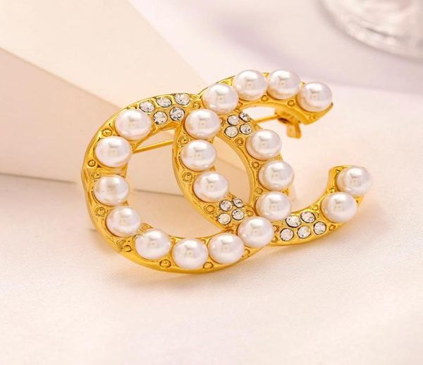 18k gold plated brooches brand luxurys design diamond brooch women stainless steel round crystal rhinestone pearl letter brooches 5714183, Gray
18k gold plated brooches brand luxurys design diamond brooch women stainless steel round crystal rhinestone pearl letter brooches 5714183, Gray