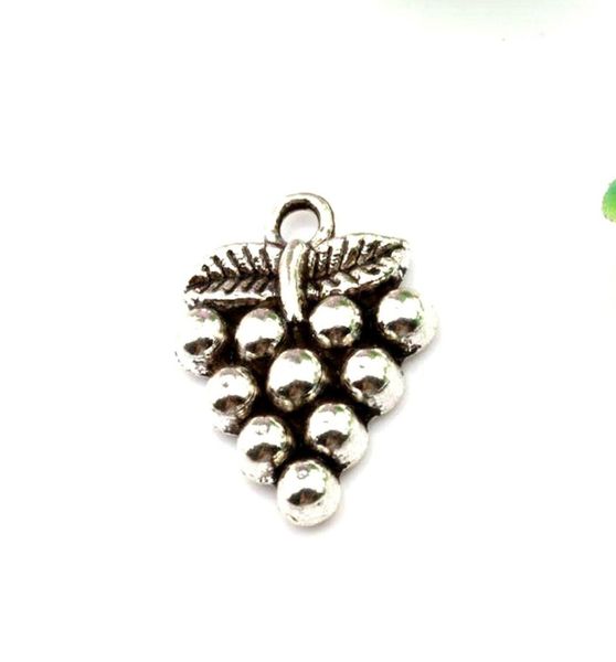 150pcs antique silver alloy grapes charms pendant for jewelry making bracelet necklace diy accessories5818579, Bronze;silver
150pcs antique silver alloy grapes charms pendant for jewelry making bracelet necklace diy accessories5818579, Bronze;silver