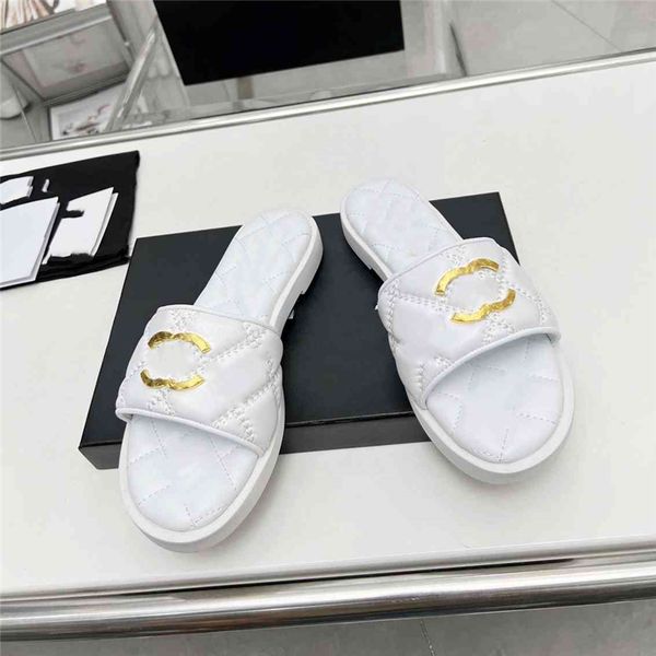 fashion slippers 2023 channel luxury design summer men's and women's flats thick soled leather rubber lettering logo casual cartoo, Black
fashion slippers 2023 channel luxury design summer men's and women's flats thick soled leather rubber lettering logo casual cartoo, Black