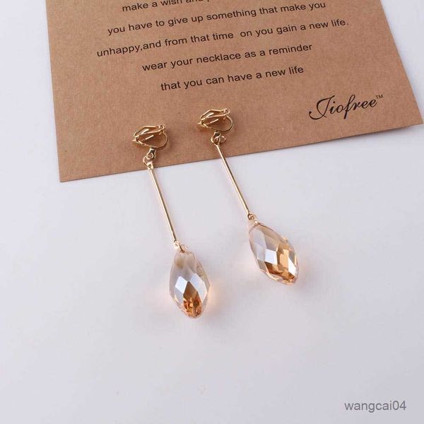 charm fashion new arrival women trendy long crystal clip on earrings without women earring for chrismas birthday gift r230719, Golden
charm fashion new arrival women trendy long crystal clip on earrings without women earring for chrismas birthday gift r230719, Golden