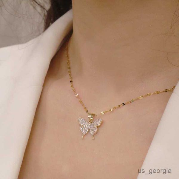 pendant necklaces shiny butterfly necklace exquisite golden crystal pendant collar chain necklace ladies wedding party jewelry gift r230829, Silver
pendant necklaces shiny butterfly necklace exquisite golden crystal pendant collar chain necklace ladies wedding party jewelry gift r230829, Silver