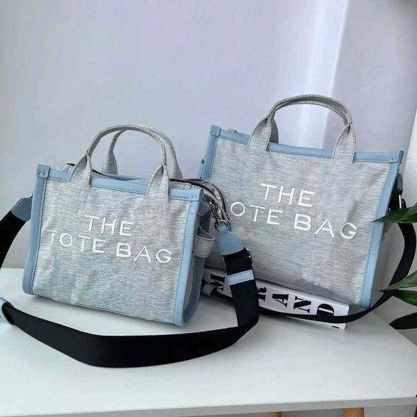 totes marc tote bag canvas splice letter handbag women shoulder crossbody purse large capacity versatile women shopping totes bag 220902styl
totes marc tote bag canvas splice letter handbag women shoulder crossbody purse large capacity versatile women shopping totes bag 220902styl
