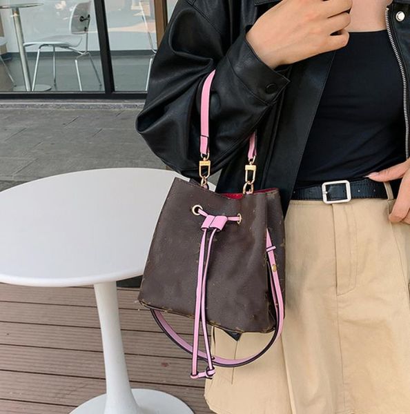 classic summer large capacity bags high-end leather women's bag presbyteria drawstring bucket bag women's crossbody bag
classic summer large capacity bags high-end leather women's bag presbyteria drawstring bucket bag women's crossbody bag