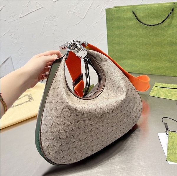 classic luxury leather designer bag shoulder fashion vintage handbag bags chain plaid brand brown women genuine cross bodu messenger
classic luxury leather designer bag shoulder fashion vintage handbag bags chain plaid brand brown women genuine cross bodu messenger
