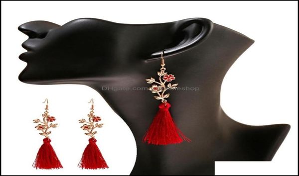 dangle chandelier earrings jewelry retro ethnic fashion long gold color alloy luxury zircon inlaid flower pendant red cotton silk 1939846, Silver
dangle chandelier earrings jewelry retro ethnic fashion long gold color alloy luxury zircon inlaid flower pendant red cotton silk 1939846, Silver