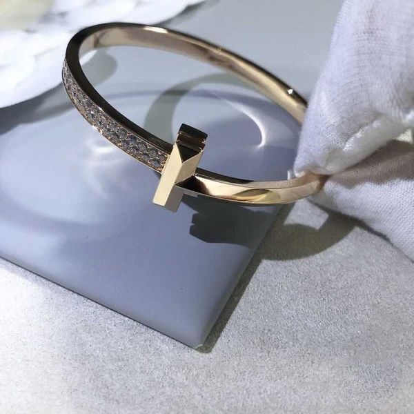 seiko high version s925 sterling silver tiffay fashion t1 half diamond wide narrow 18k rose gold bracelet female 27bw 27bw, Black
seiko high version s925 sterling silver tiffay fashion t1 half diamond wide narrow 18k rose gold bracelet female 27bw 27bw, Black