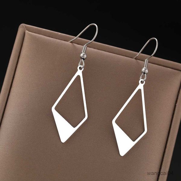 charm stainless steel earrings elegant geometric rhombus fashion pendant drop earrings for women jewelry temperament girls daily wear r23071, Golden
charm stainless steel earrings elegant geometric rhombus fashion pendant drop earrings for women jewelry temperament girls daily wear r23071, Golden