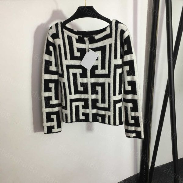 23ss womens designer clothing women sweater maze-checked pattern line neck long sleeve sweater wool knit womens clothing, White;black
23ss womens designer clothing women sweater maze-checked pattern line neck long sleeve sweater wool knit womens clothing, White;black