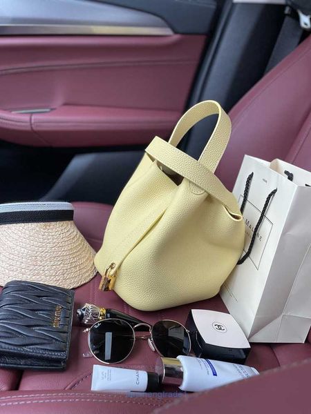 h ermes picotin lock handbags bychanceshop summer chicken yellow head layer cowhide vegetable basket bucket bag handheld with real logo
h ermes picotin lock handbags bychanceshop summer chicken yellow head layer cowhide vegetable basket bucket bag handheld with real logo