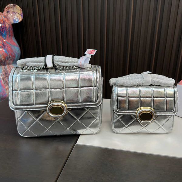 designer bags women square chian shoulder bags lingge underarm bag shoulder crossbody bag fragrant sheepskin chain bag 230715
designer bags women square chian shoulder bags lingge underarm bag shoulder crossbody bag fragrant sheepskin chain bag 230715