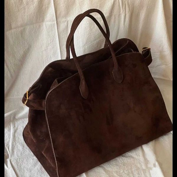 designer bags leather bag large capacity shoulder cowhide hand mother lichee grain head layer bucketclassic tote bag the row 2065
designer bags leather bag large capacity shoulder cowhide hand mother lichee grain head layer bucketclassic tote bag the row 2065