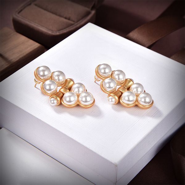 new triangle earrings for women luxury designer fashion ear studs jewelry gifts, Golden
new triangle earrings for women luxury designer fashion ear studs jewelry gifts, Golden